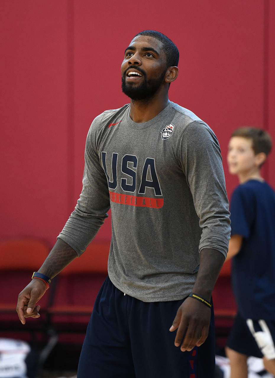 他们必须在 他们必须在